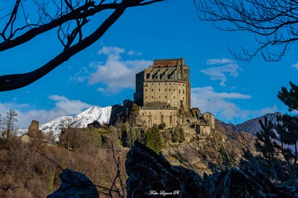 Il turismo dei Cammini Micaelici e la Sacra di San Michele