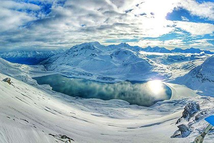 01-19 Il lago del Moncenisio visto dalle piste di Val Cenis. - Val Cenis.jpg