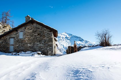 Una gita invernale al Lago Arpone tra neve e filosofia: tutto scorre!