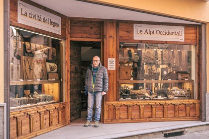 A Bussoleno il legno racconta la civiltà alpina, tra memoria e arte