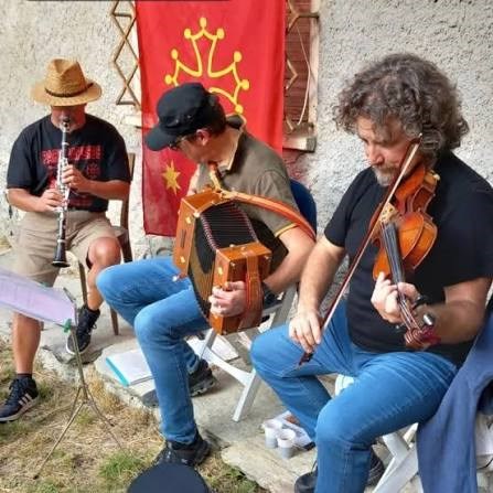 Paese in musica, en bas