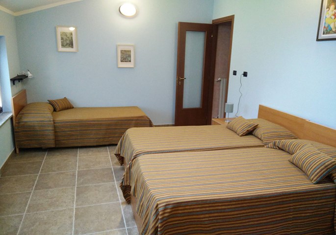 1200 stanza blu 1200 stanza blu.jpg