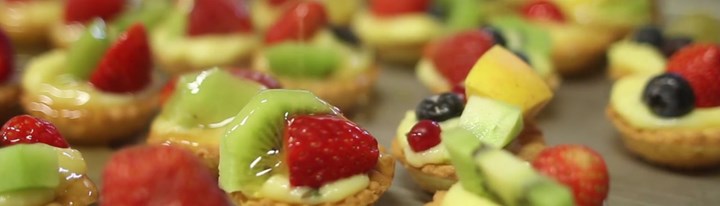 1920 La frutta sulla pasticceria_2 1920 La frutta sulla pasticceria_2.jpg