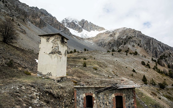 5 petit vallon Da Claviere alla Batteria Alta du Petit Vallon, sulle pendici dello Chaberton