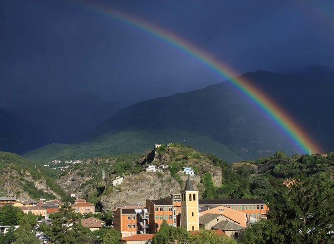 6-8 Pare proprio che Susa attiri gli arcobaleni! -) Foto di Carlo Ravetto.jpg