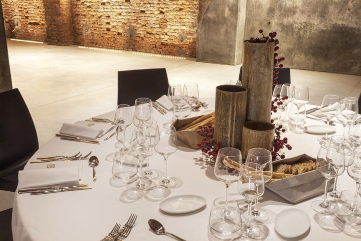 Tavola Tavola.jpg