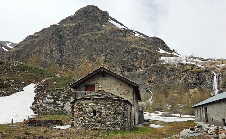 01 cappella Saint Nicolas Due escursioni sulla "Strada Reale": da Novalesa a Moncenisio e poi alla piana di San Nicolao