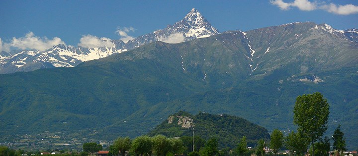 Cover Allineamento Monviso RoccaCavour In bici alla ricerca dell’allineamento fra la Rocca di Cavour e il Monviso
