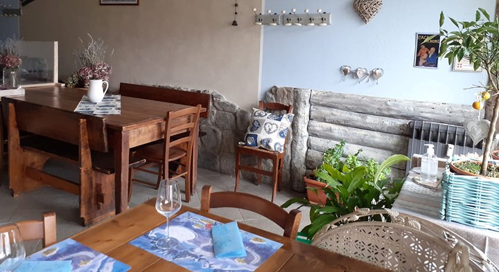 La table cover La Table Dlouz Amis