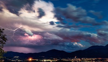 1705-08-31 Electricity Il potente temporale con tempesta di fulmini del 30 Agosto 2020 visto da Valg 1705-08-31 Electricity Il potente temporale con tempesta di fulmini del 30 Agosto 2020 visto da Valgioie, Valsangone. La città di Giaveno illuminata in primo piano - Duilio Fiorille - Photography & Timelapse.jpg