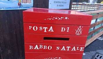 Natale a Sant'Antonino, tra pattini e mercatini