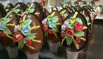 1100 uova 1100 uova.jpg