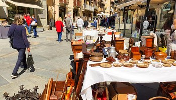 A Giaveno il Mercatino delle Pulci, delle Erbe e dell’Artigianato