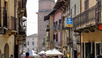 A Giaveno il Mercatino delle Pulci, delle Erbe e dell’Artigianato